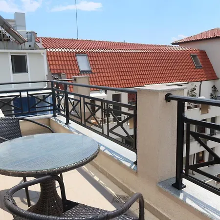 Golden Sea View Penthouse Lägenhet