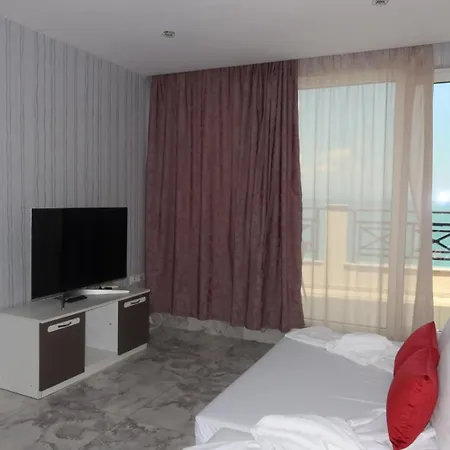Lägenhet Golden Sea View Penthouse