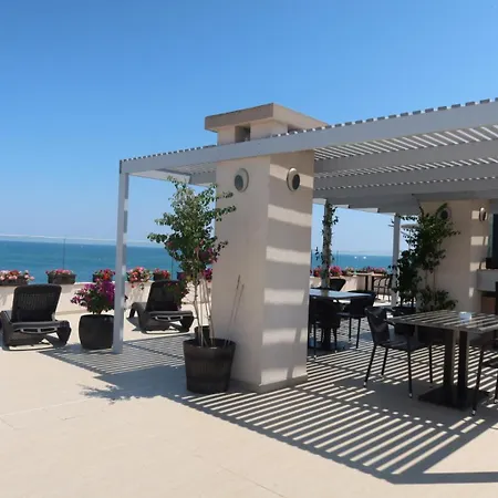 Lägenhet Golden Sea View Penthouse