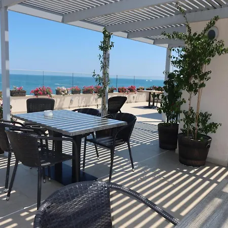 Lägenhet Golden Sea View Penthouse *
