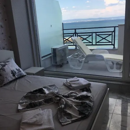 Golden Sea View Penthouse Lägenhet *