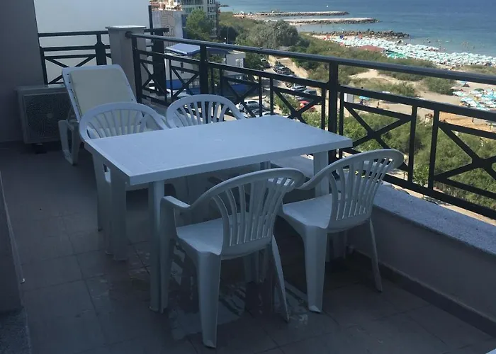 Golden Sea View Penthouse Apartment Pomorie